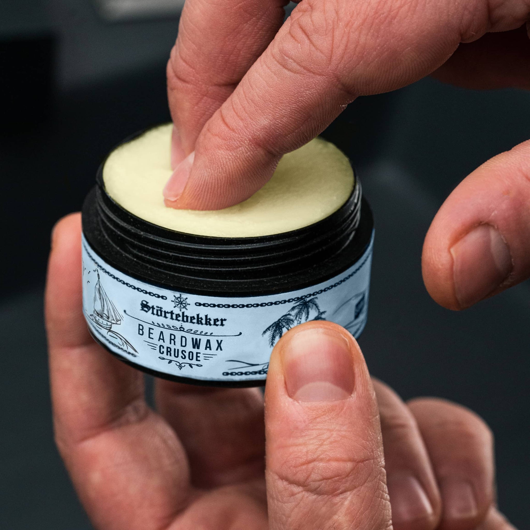 Bartwachs: Pflege und Styling für Deine Barthaare